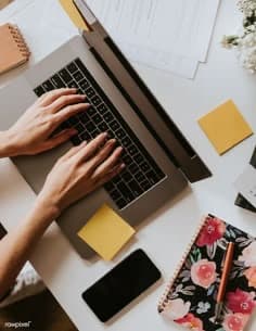 I offer arabic content writer